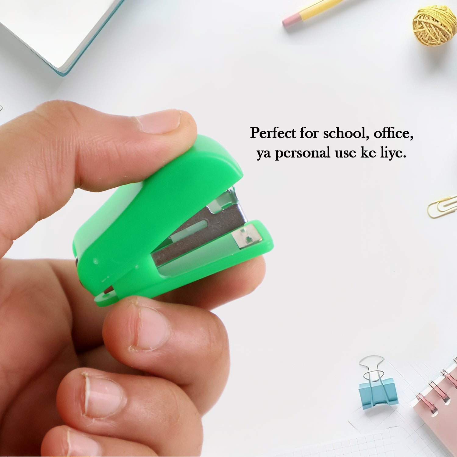 Mini Stapler with 1 Strip of Staples (1 Set) Mini Stapler with 1 Strip of Staples (1 Set)